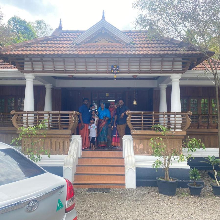 Periyar Heritage Thekkady Exterior photo