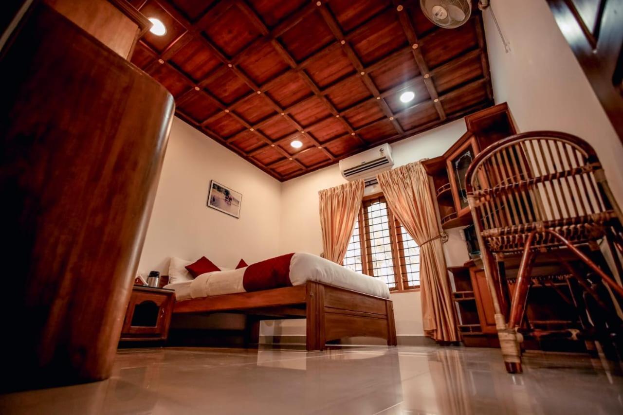 Periyar Heritage Thekkady Exterior photo
