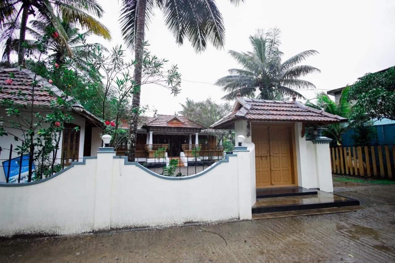 Periyar Heritage Thekkady Exterior photo